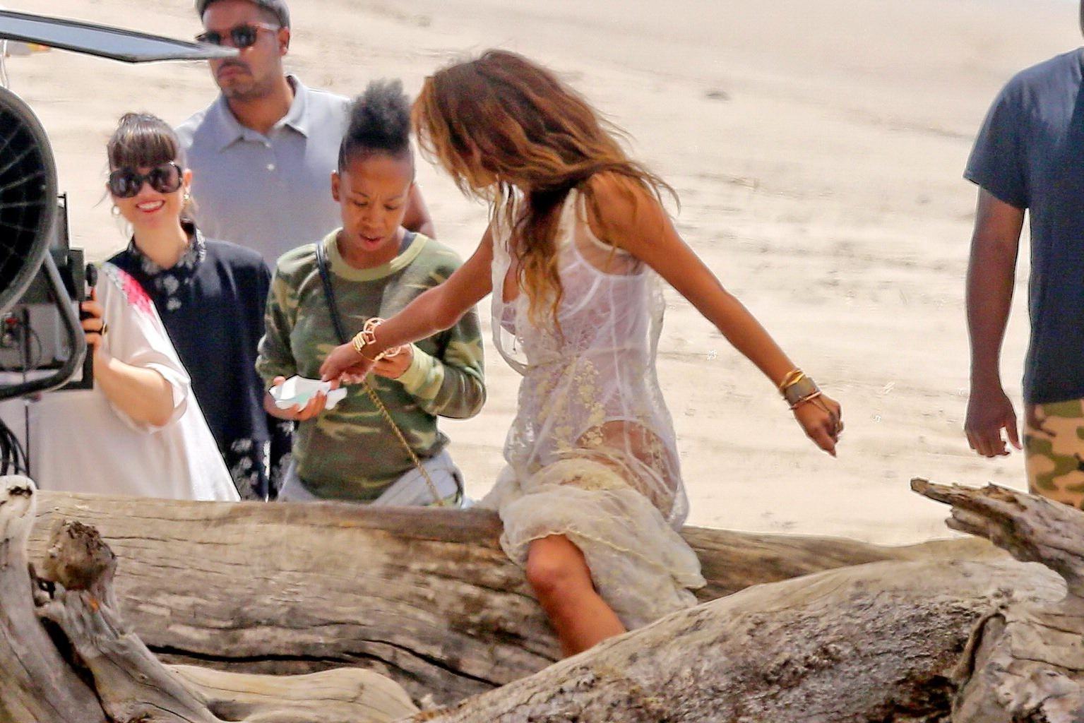 16P Nicole Scherzinger nip slip on the set of her new music video in Malibu