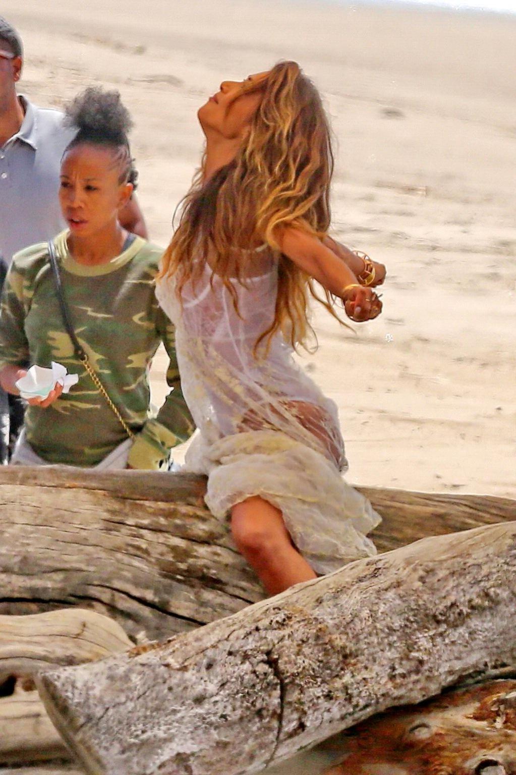 16P Nicole Scherzinger nip slip on the set of her new music video in Malibu