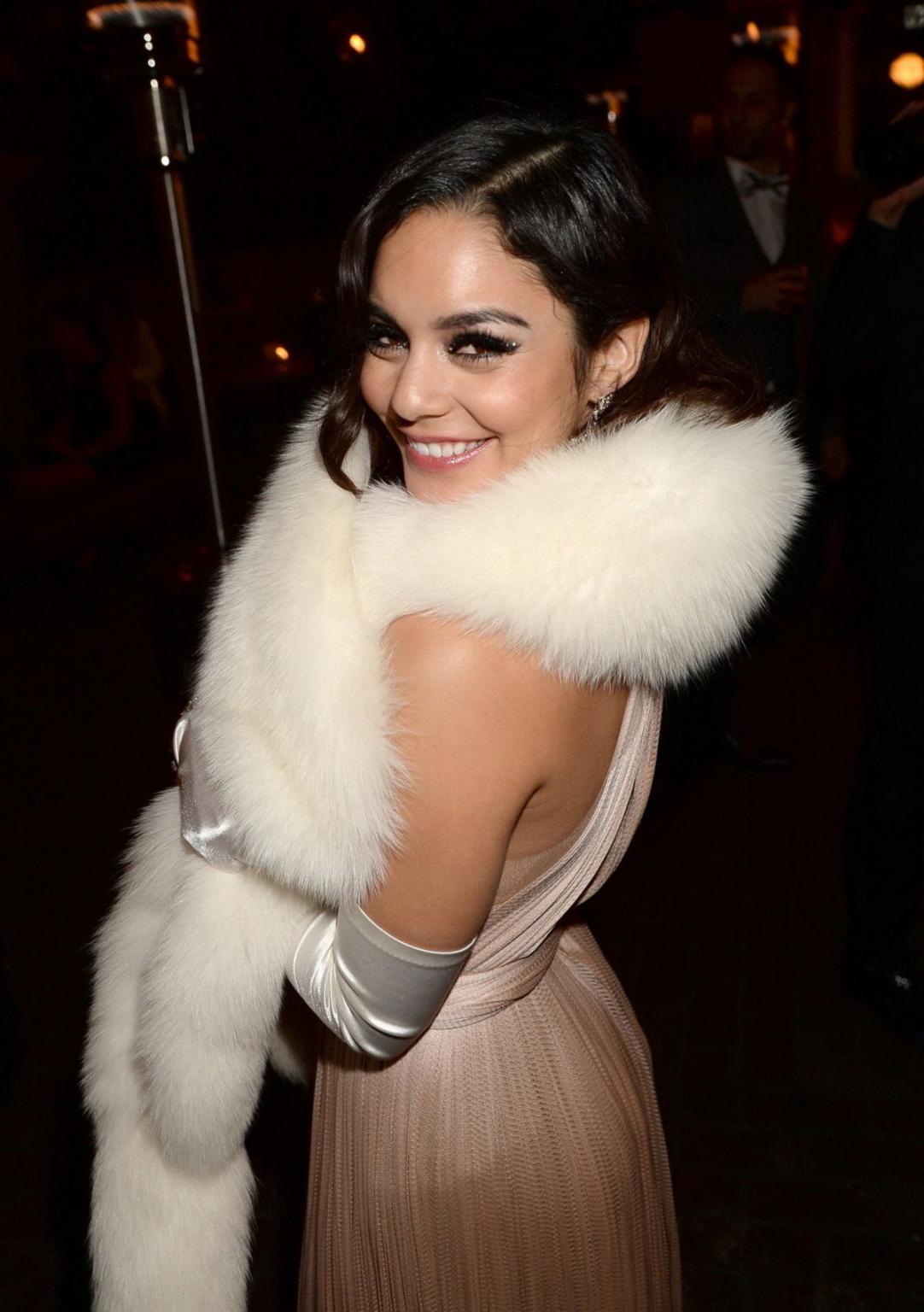 16P Vanessa Hudgens braless showing huge cleavage at her 25th Birthday Party at No V