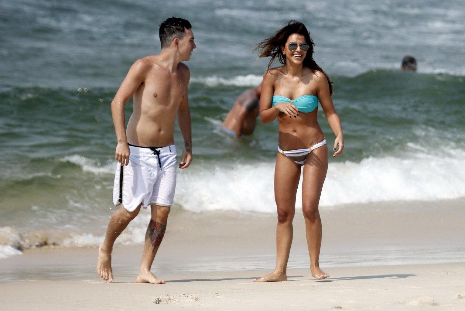 10P Mariana Rios exposing her hot body in thong bikini at Barra da Tijuca beach in R