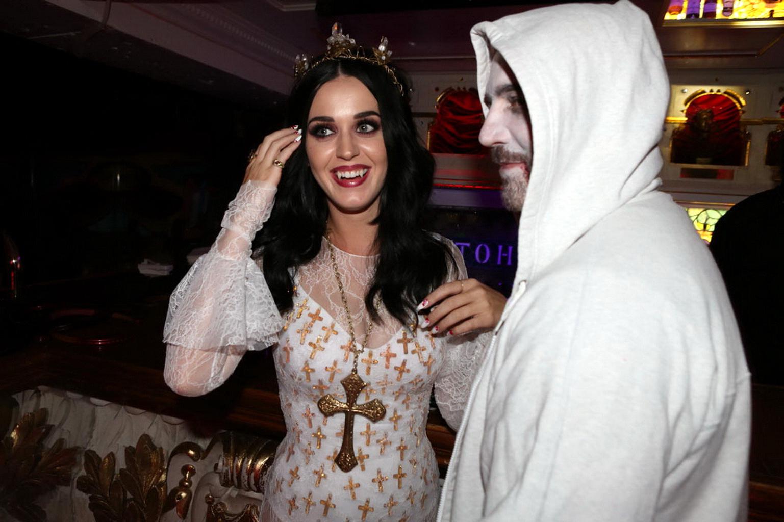10P Katy Perry busty dressed as cocksucking vampire for her birthday bash at The Mag