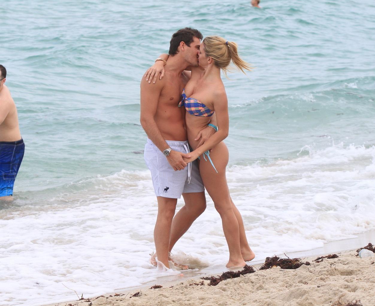 9P Sofia Zamolo getting groped in thong strapless bikini at the beach in Miami