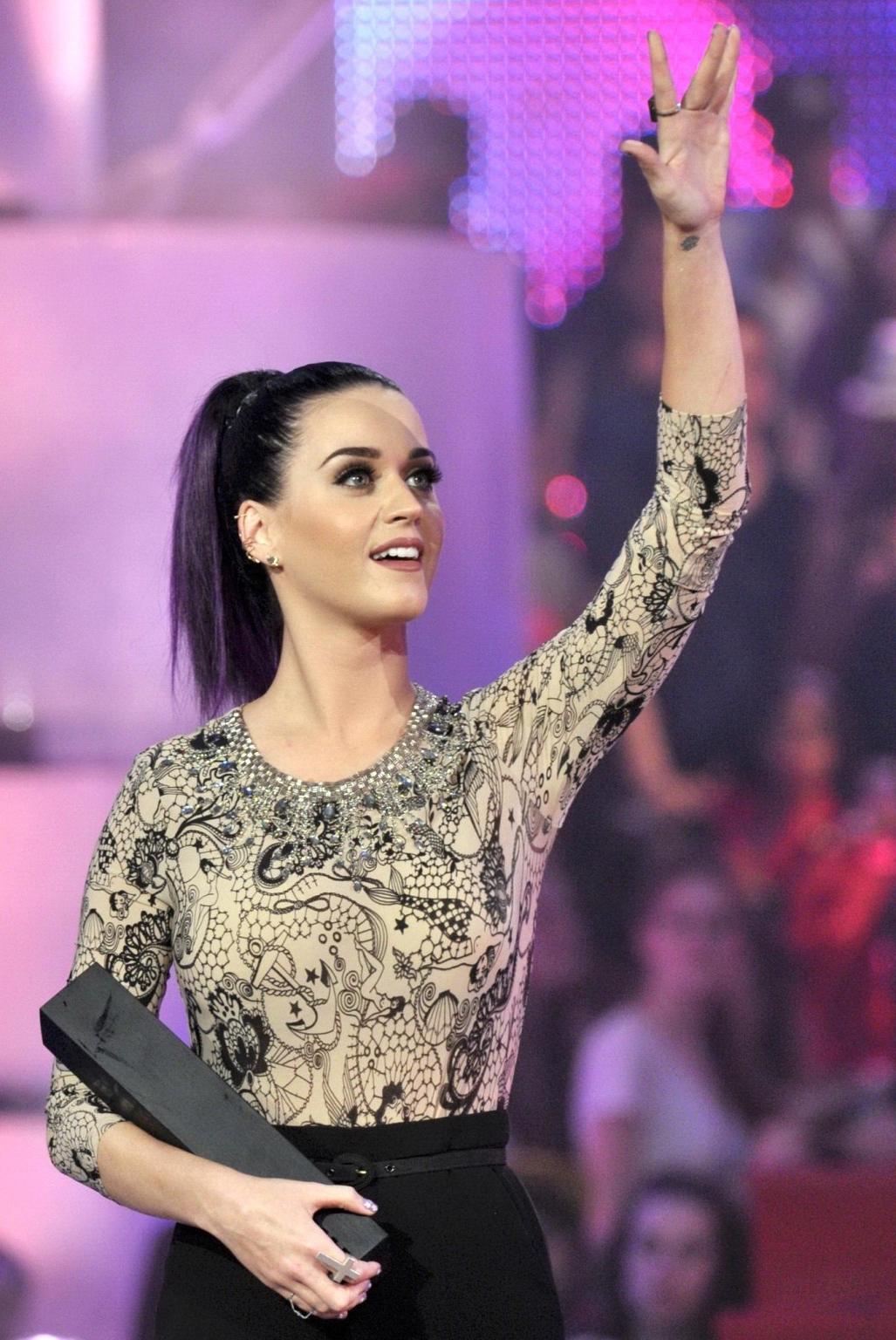 10P Katy Perry wearing tight partly see through outfit at 2012 MuchMusic Video Award