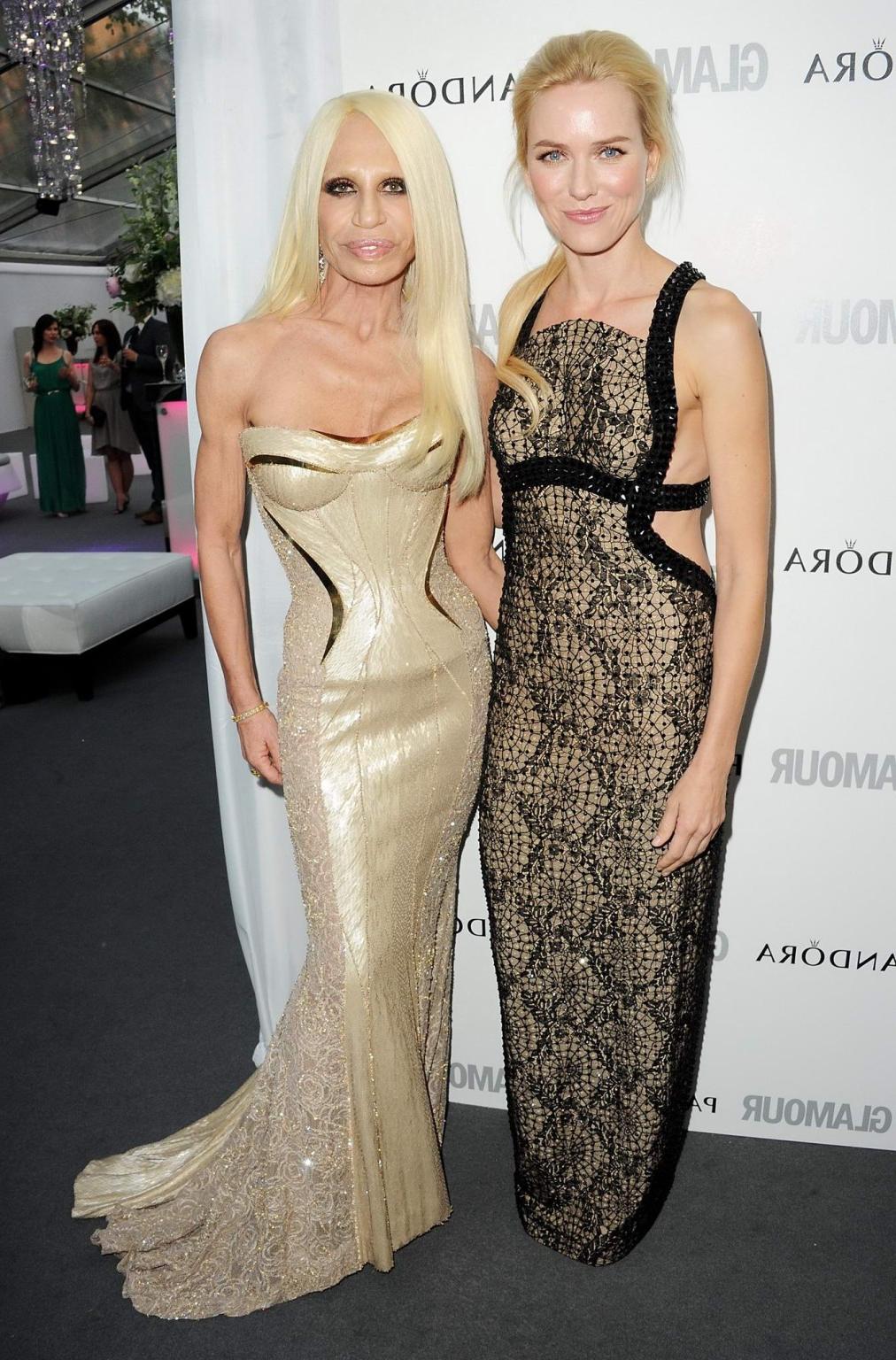 10P Naomi Watts braless showing side-boob at Glamour Women of the Year Awards in Lon