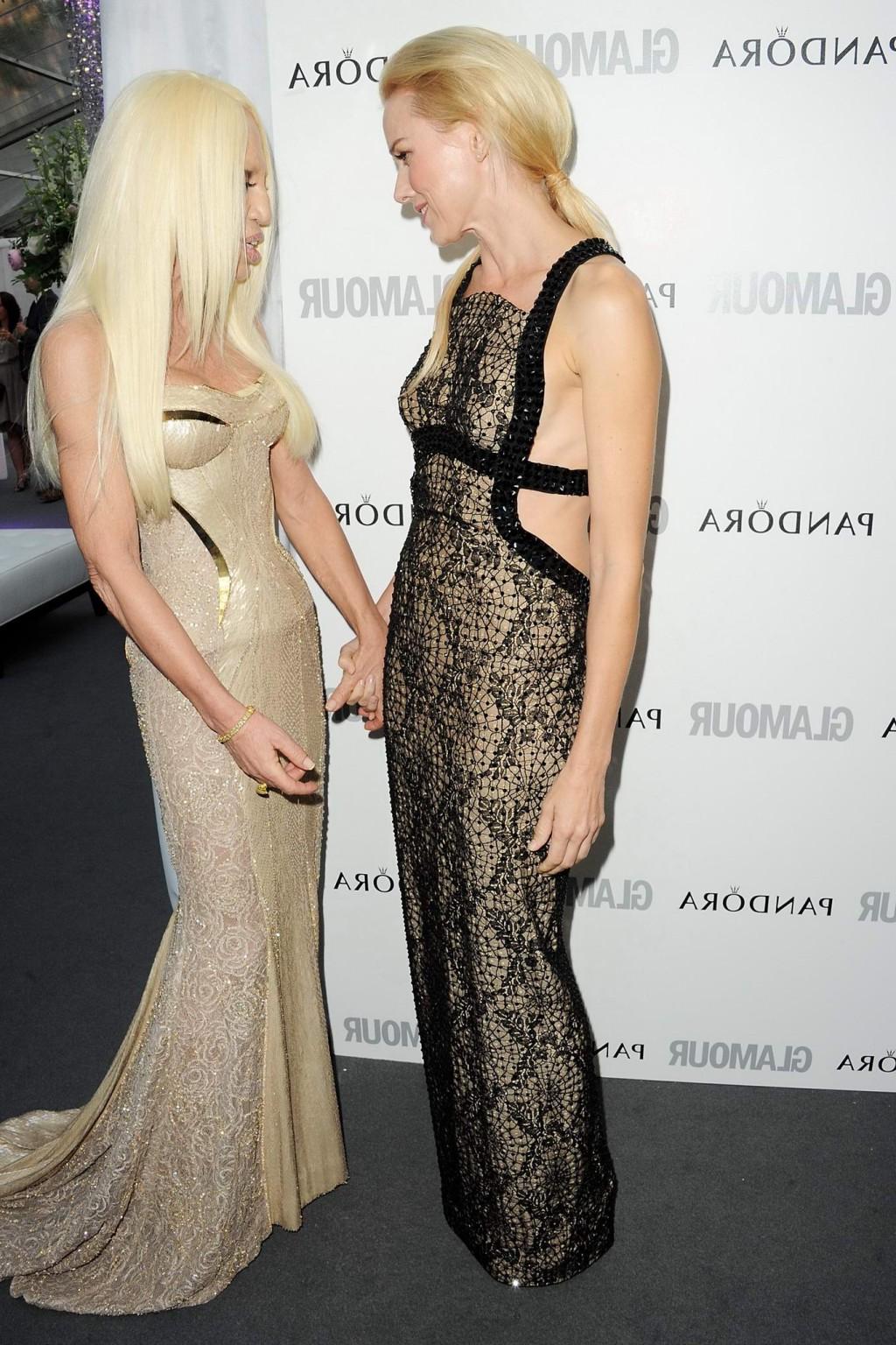 10P Naomi Watts braless showing side-boob at Glamour Women of the Year Awards in Lon