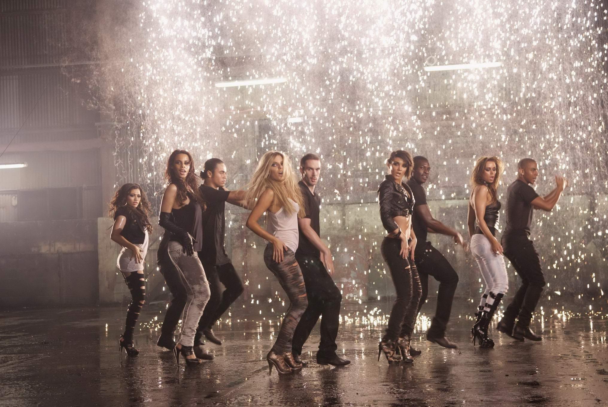 10P Vanessa White showing off her ass in tight pants at the music video set