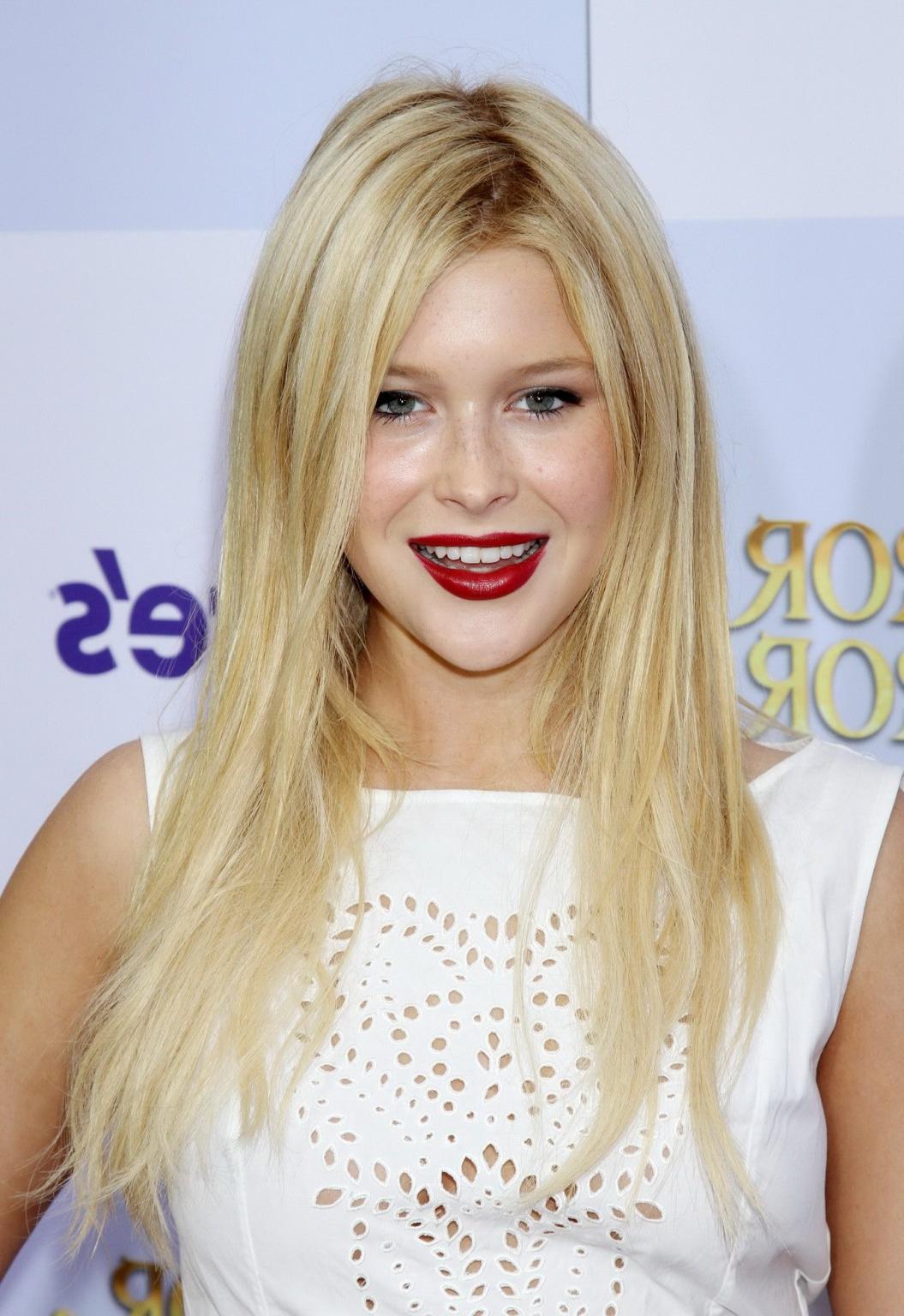 16P Renee Olstead braless wearing a sexy white dress at the 'Mirror, Mirror' premier