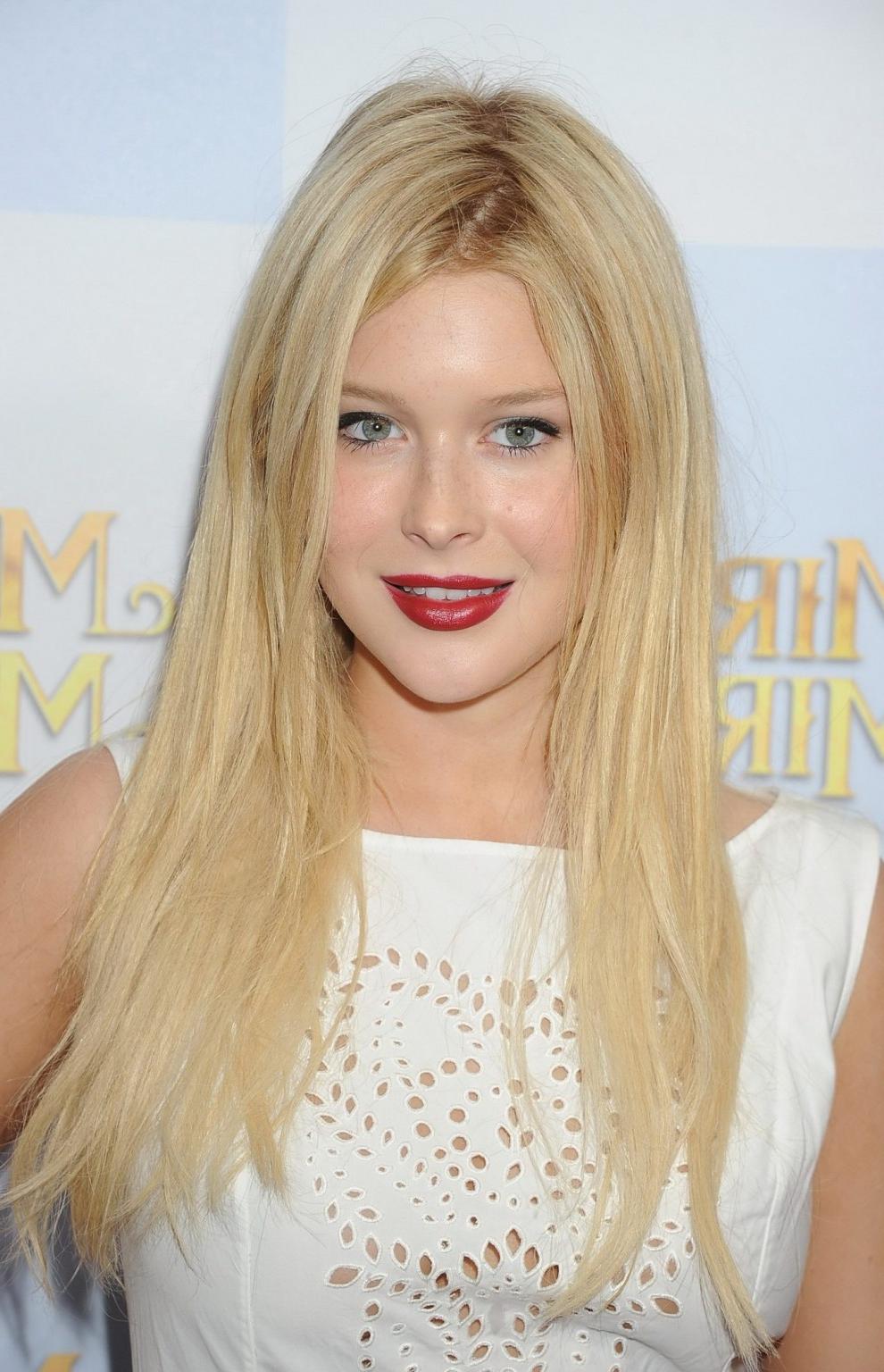 16P Renee Olstead braless wearing a sexy white dress at the 'Mirror, Mirror' premier