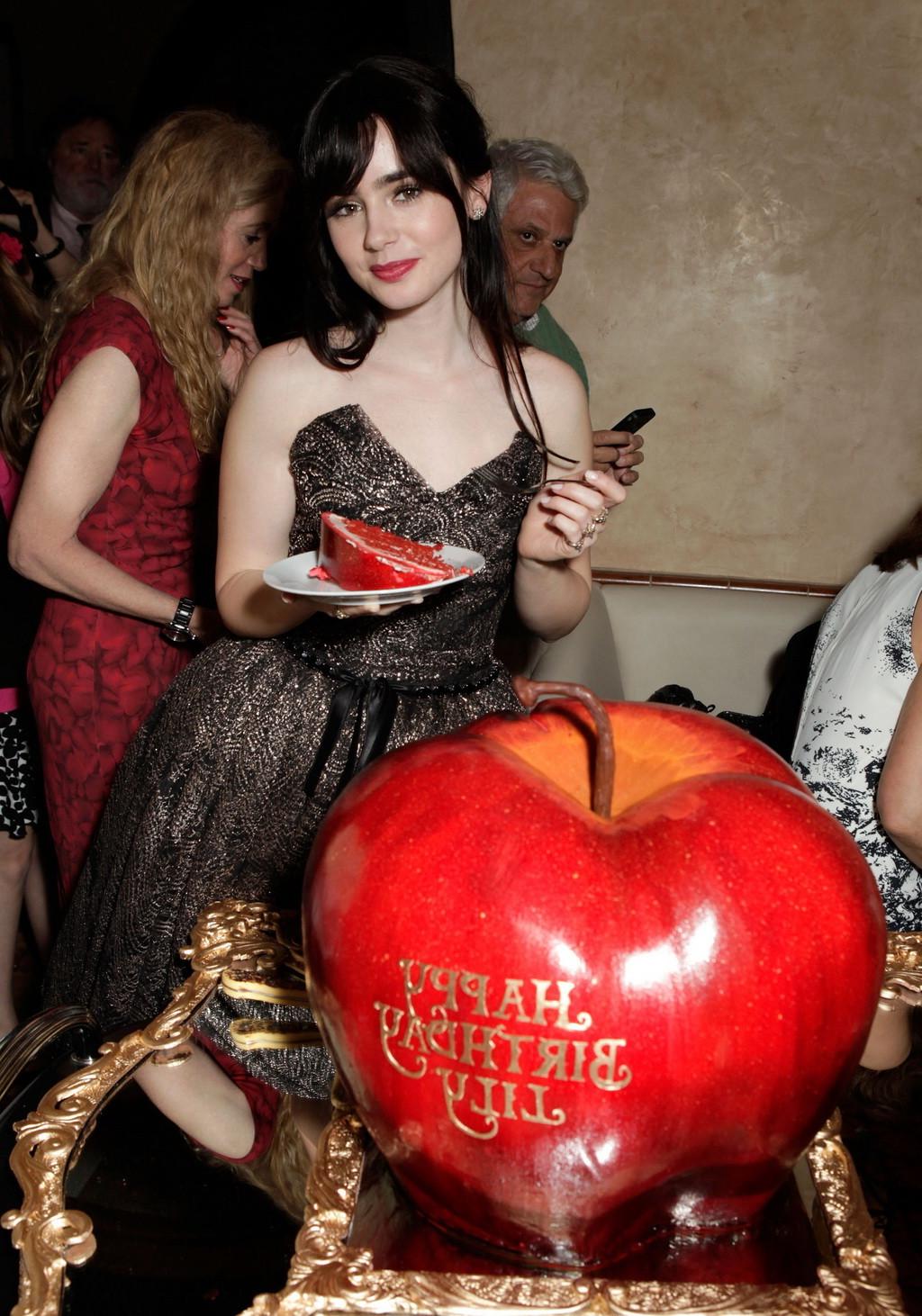 16P Lily Collins looks very hot in strapless dress on her birthday at Mirror-Mirror 