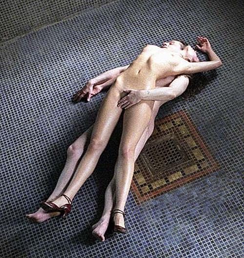 16P Olga Kurylenko exposing totally nude and sexy body on private photos