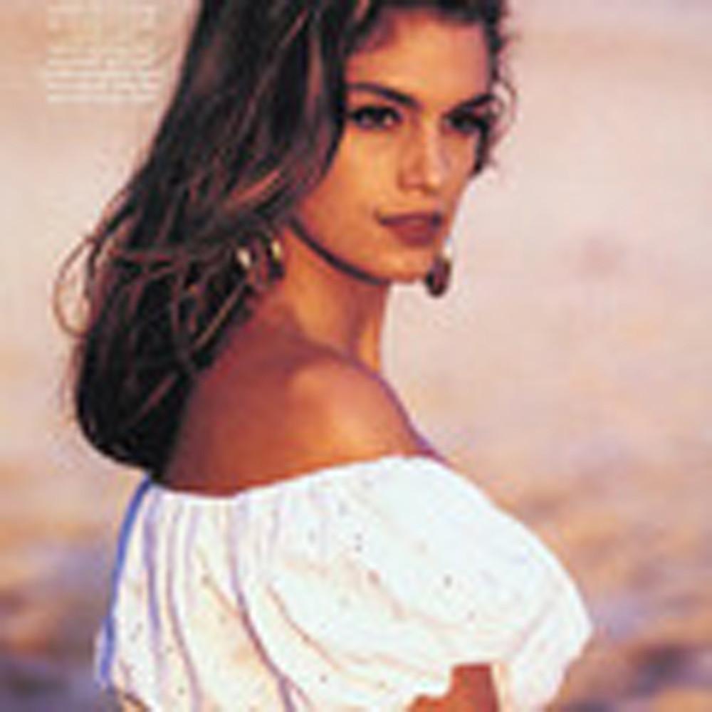 16P Cindy Crawford perfect curves in black bikini