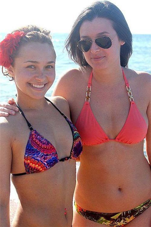 16P Hayden Panettiere looking very hot and sexy on private photos