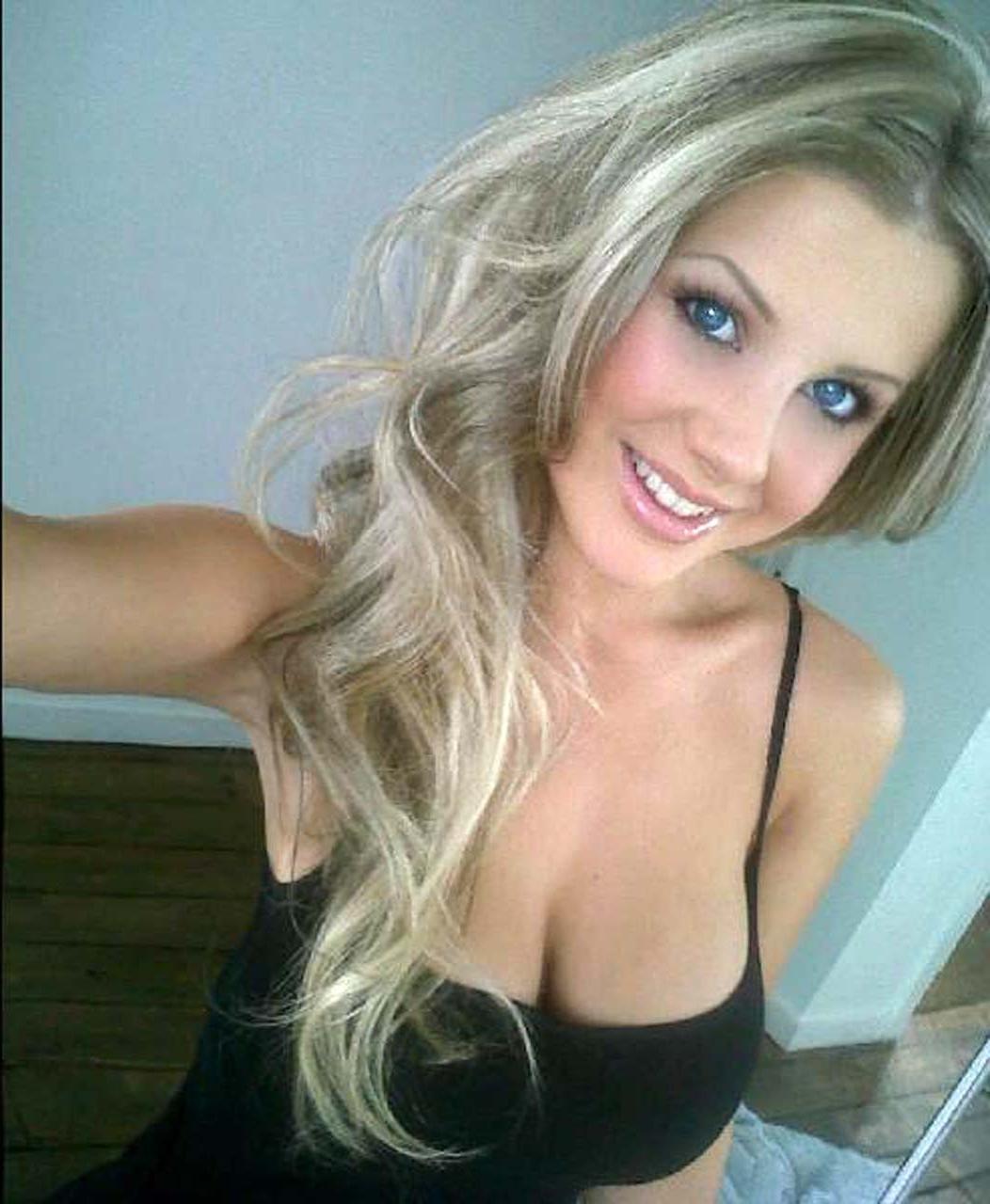 16P Madison Welch exposing sexy body and huge boobs on private photos