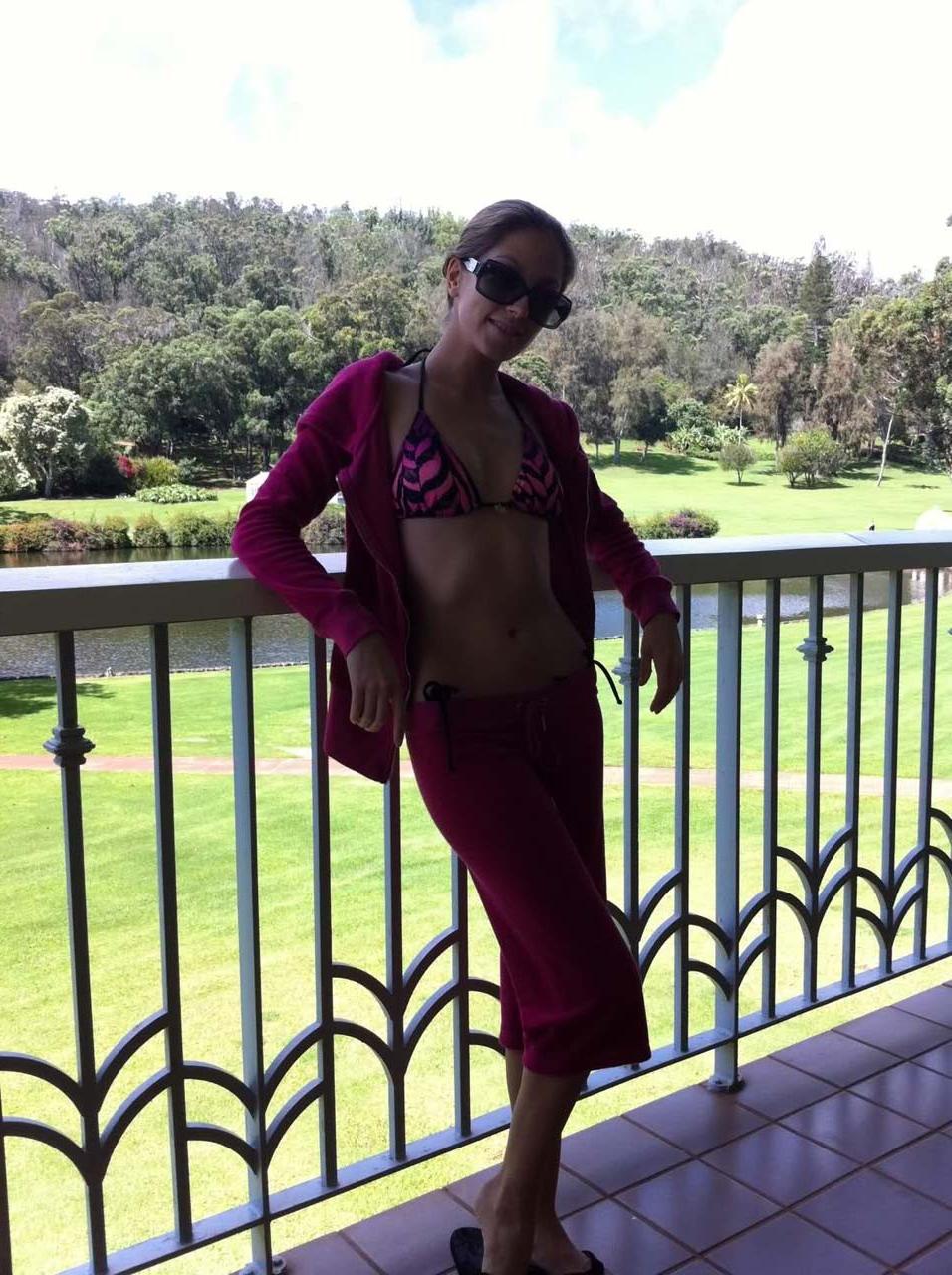16P Jenna Haze posing nude and exposing her awesome ass on private photos