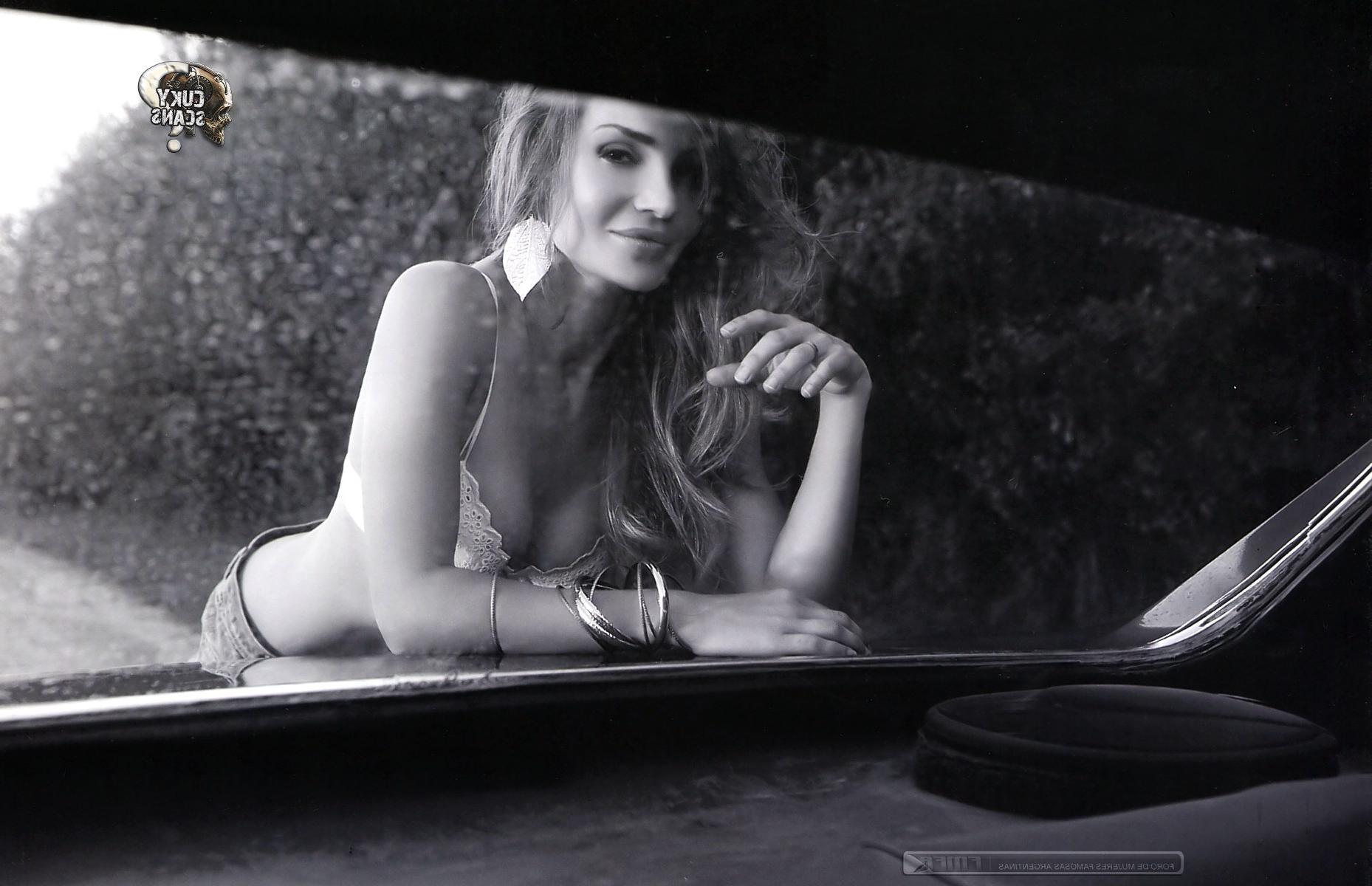 16P Maria Vazquez topless in denim shorts for the March issue of Argentinian SH 'zin
