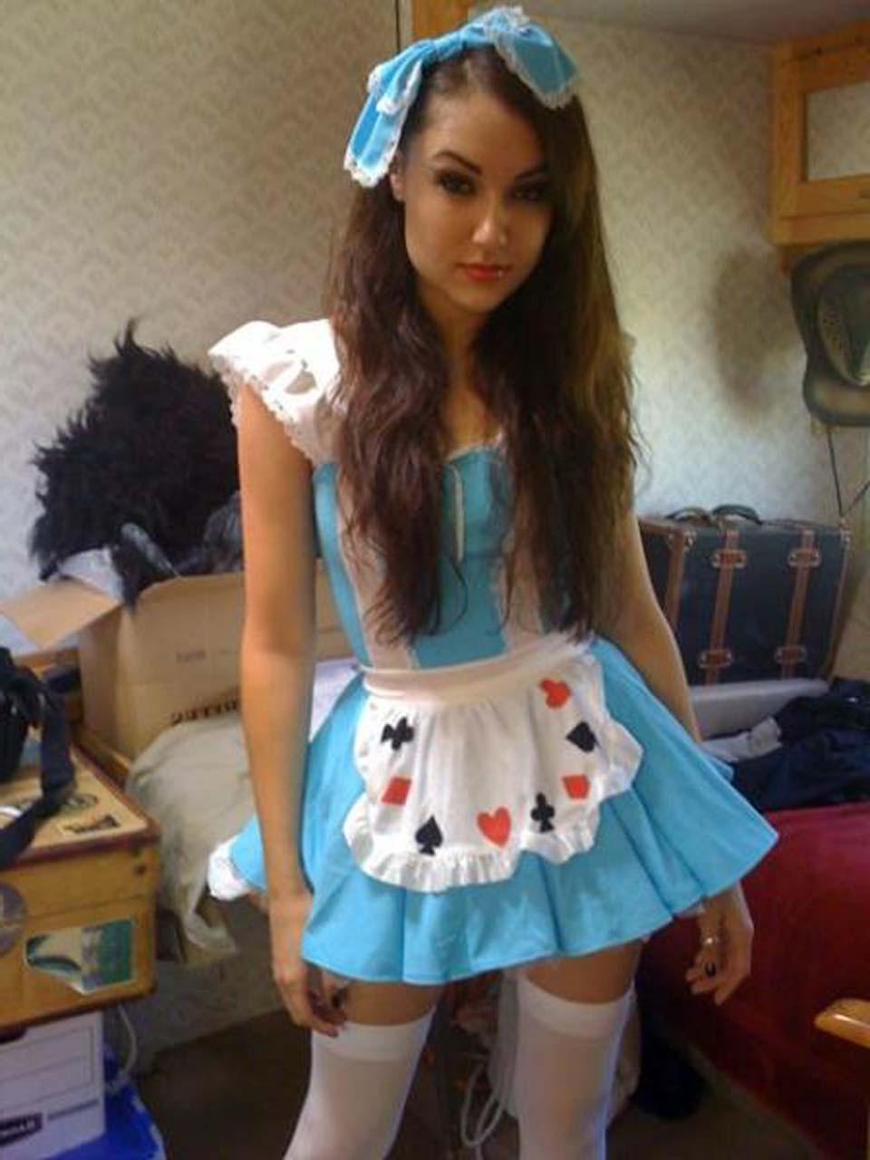 16P Sasha Grey looking fucking sexy and hot on private photos