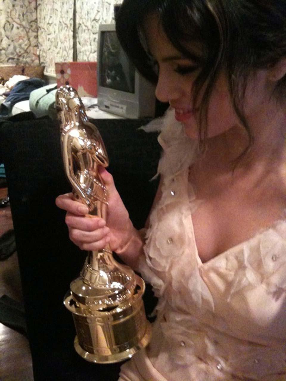 16P Selena Gomez exposing fucking sexy body on her private photos