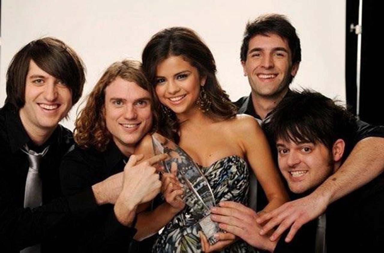 16P Selena Gomez exposing fucking sexy body on her private photos