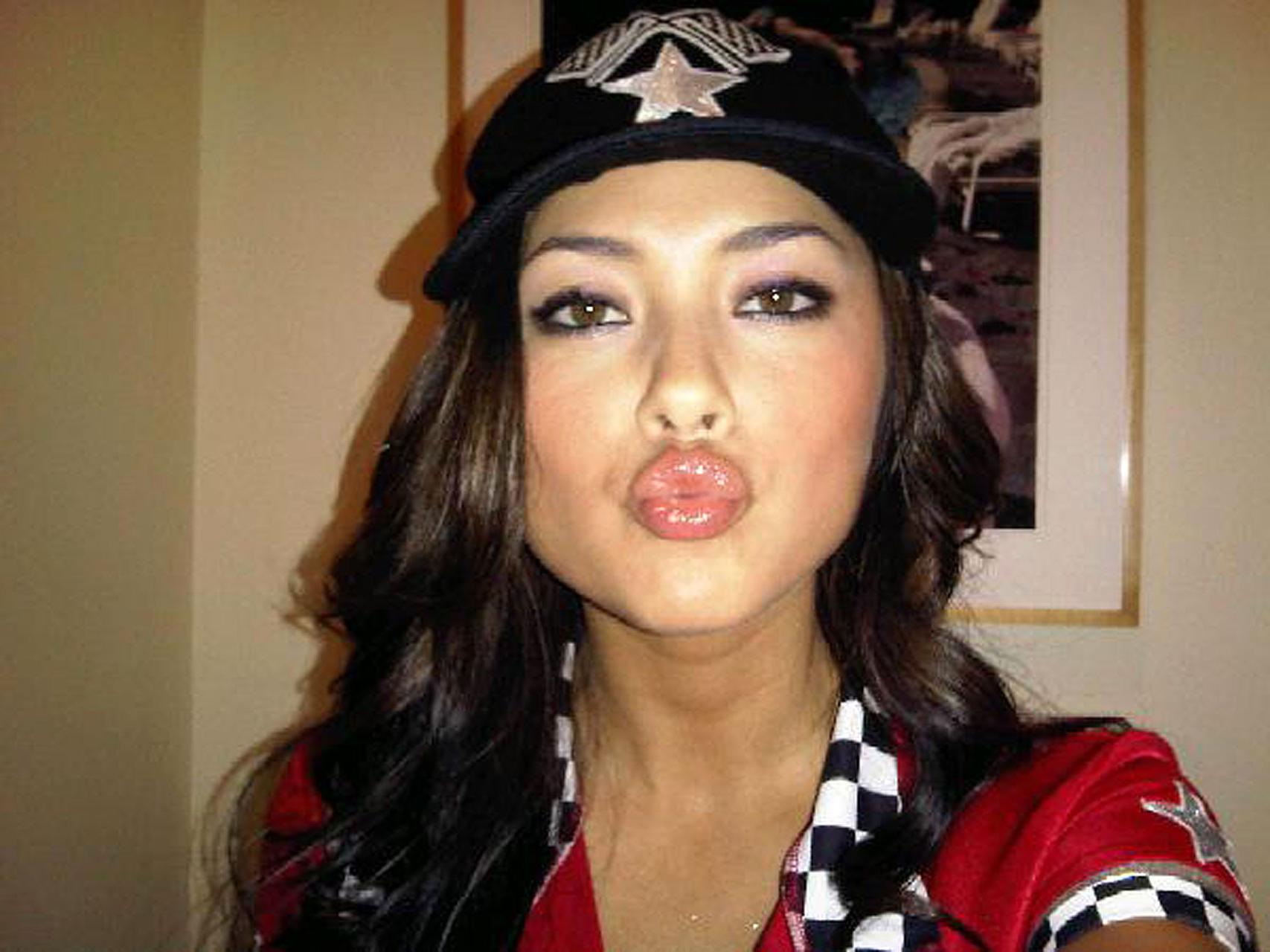 16P Arianny Celeste exposing fucking sexy body and hot ass in private photos