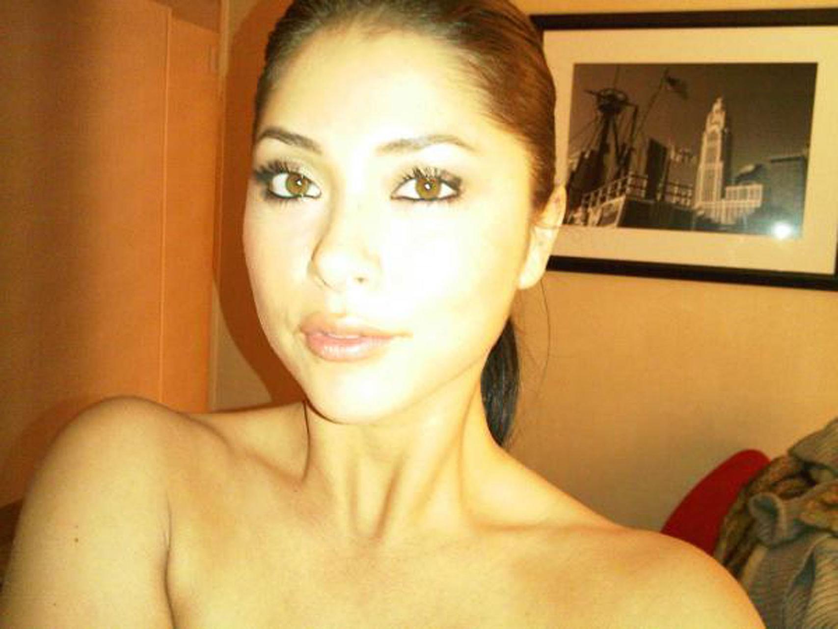 16P Arianny Celeste exposing fucking sexy body and hot ass in private photos