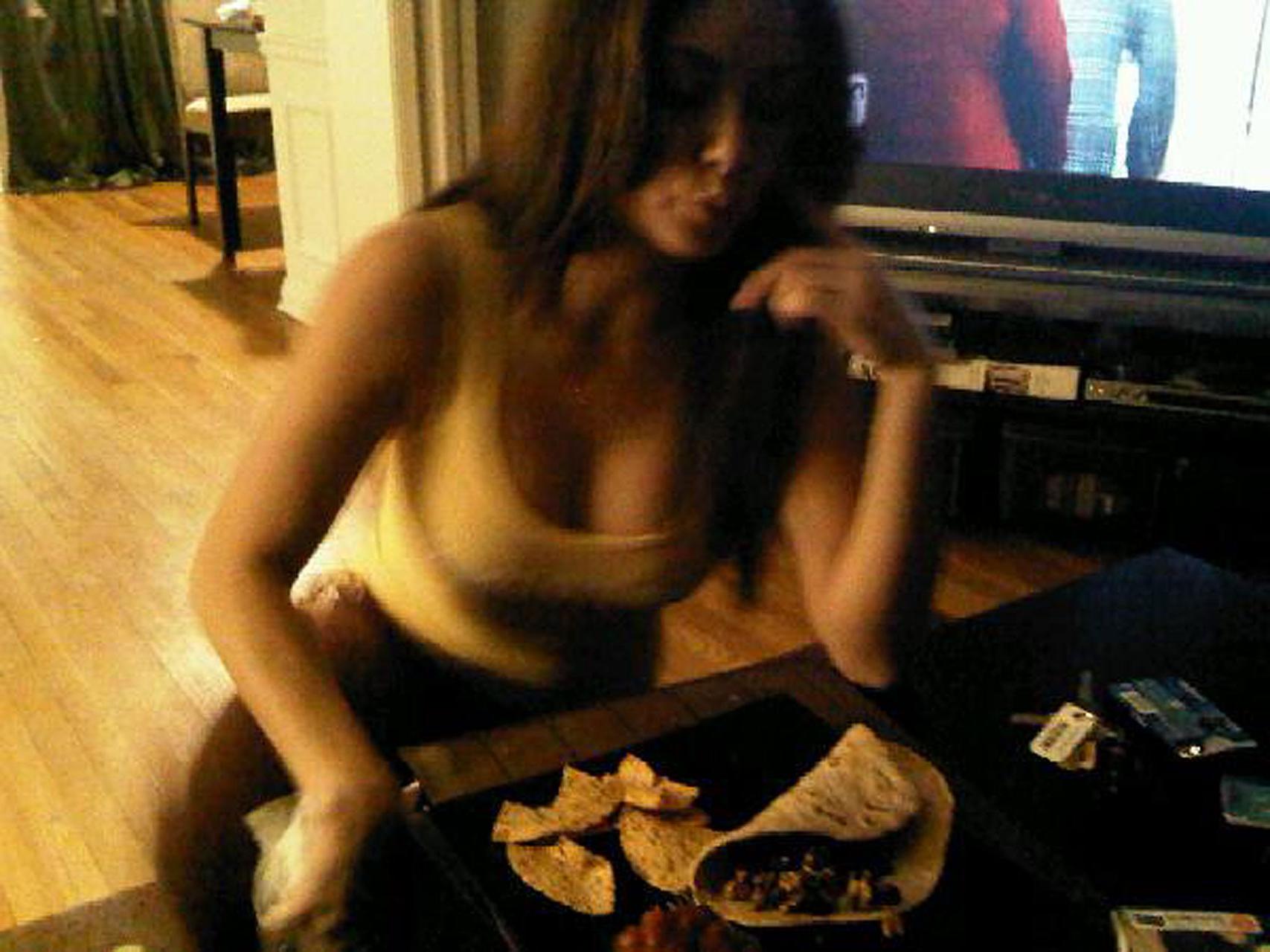 16P Arianny Celeste exposing fucking sexy body and hot ass in private photos