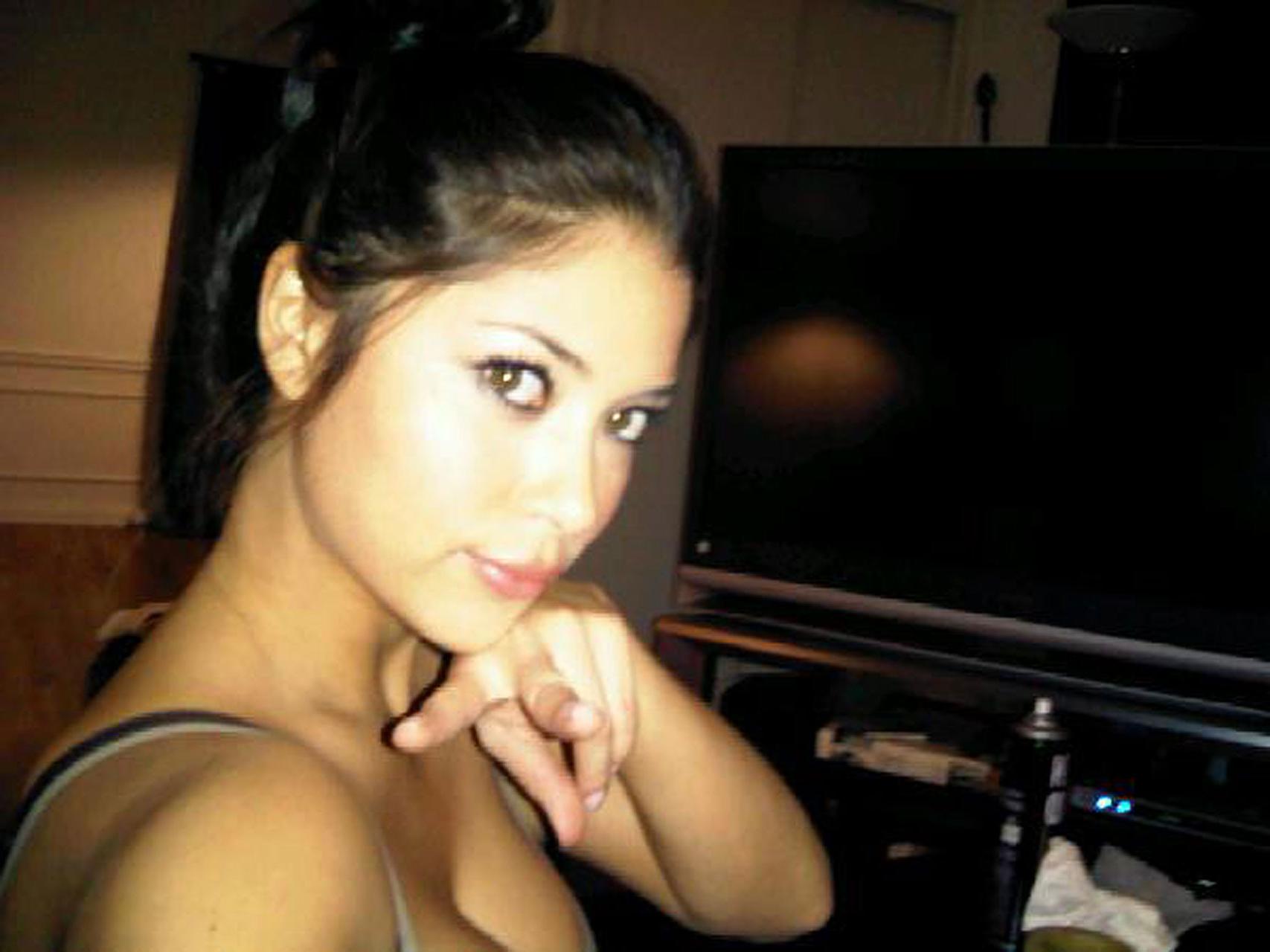 16P Arianny Celeste exposing her sexy body and huge boobs on private photos