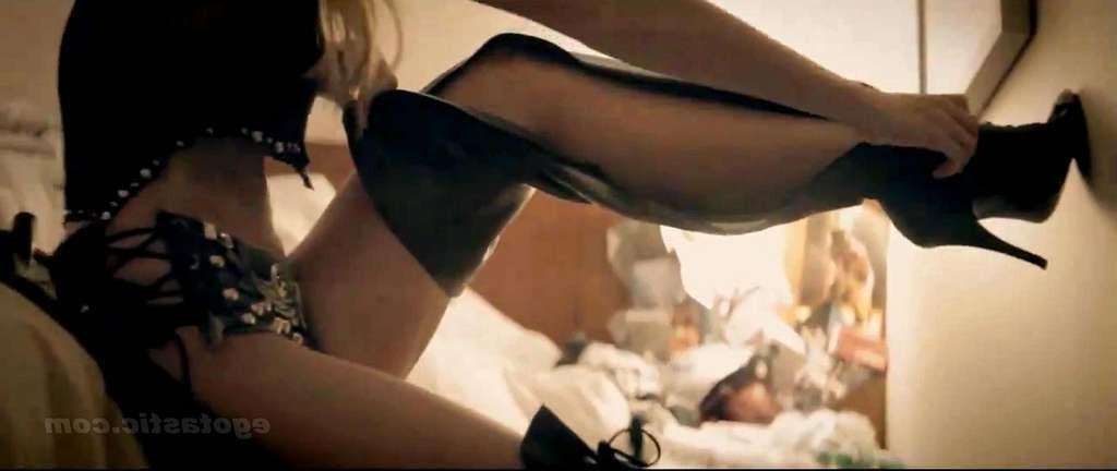 10P Stacy Fergie Ferguson exposing her great ass in thong in video spot