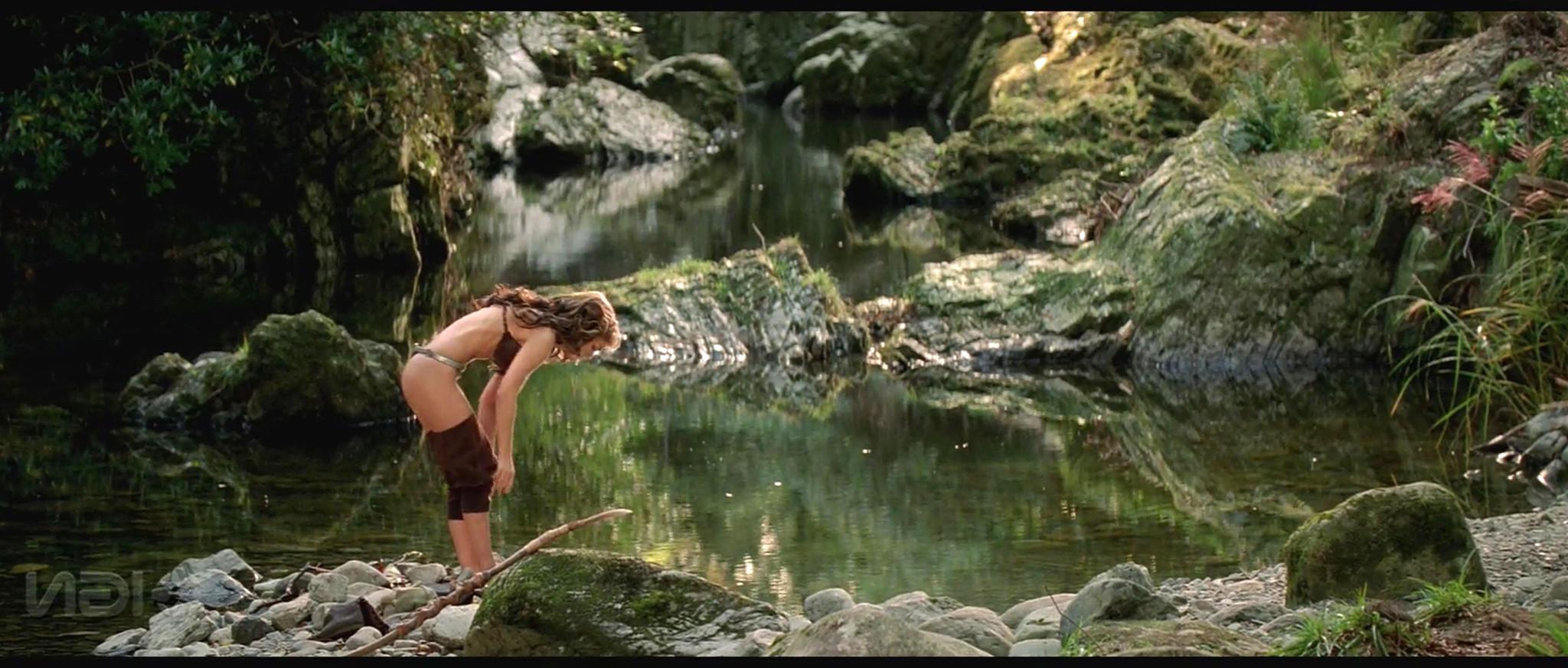 16P Natalie Portman exposing fucking sexy body and hot ass in thong