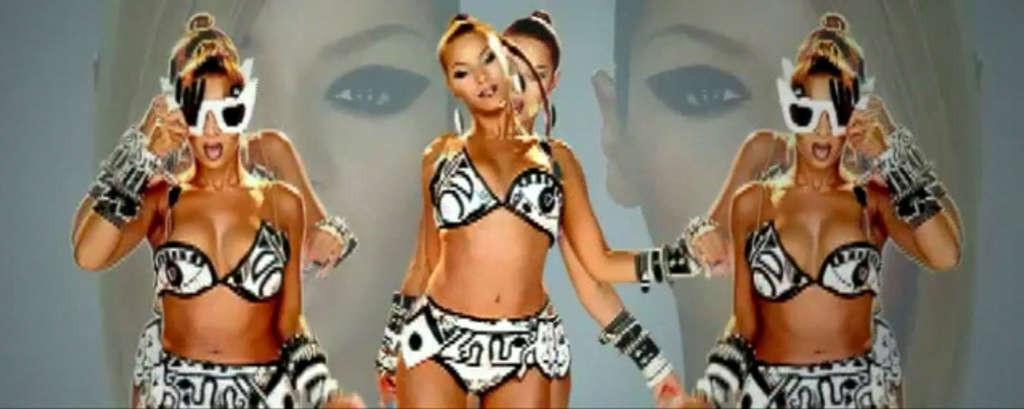 10P Beyonce Knowles looking very sexy and leggy in video spot