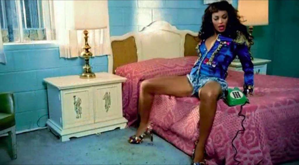16P Beyonce Knowles looking sexy with Lady Gaga in video spot