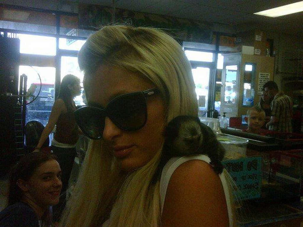 16P Paris Hilton looking very sexy and hot on her private photos