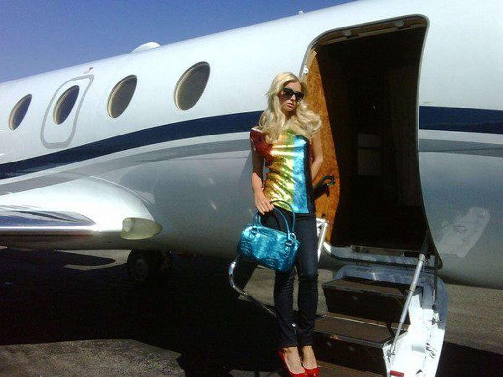 16P Paris Hilton looking very sexy and hot on her private photos