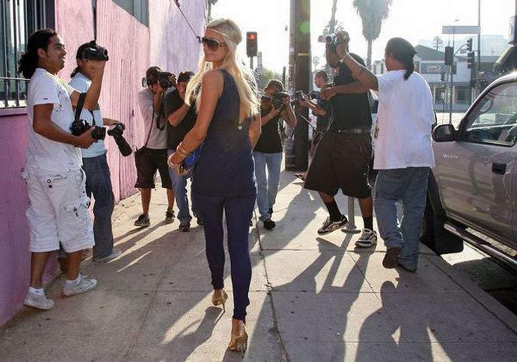16P Paris Hilton looking very sexy and hot on her private photos