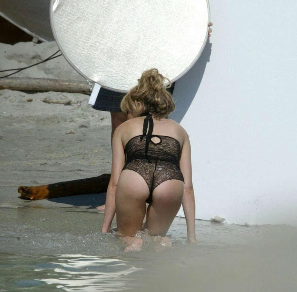 16P Kylie Minogue showing hot body and extremely sexy ass in thong