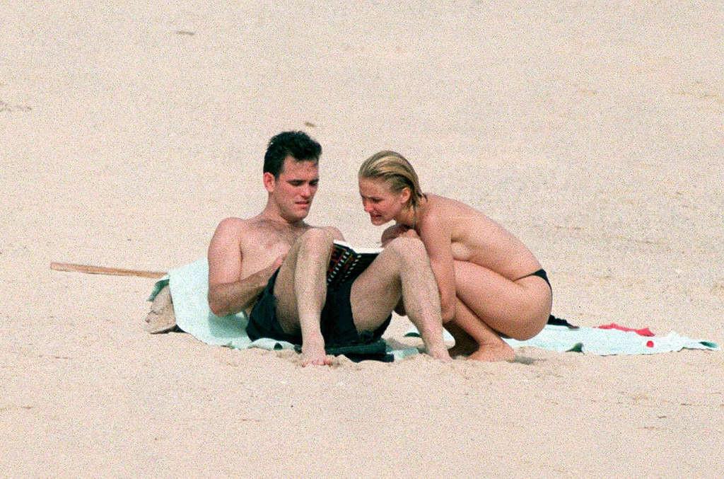 10P Cameron Diaz exposing her nice tits on beach and ass in green thong paparazzi pi