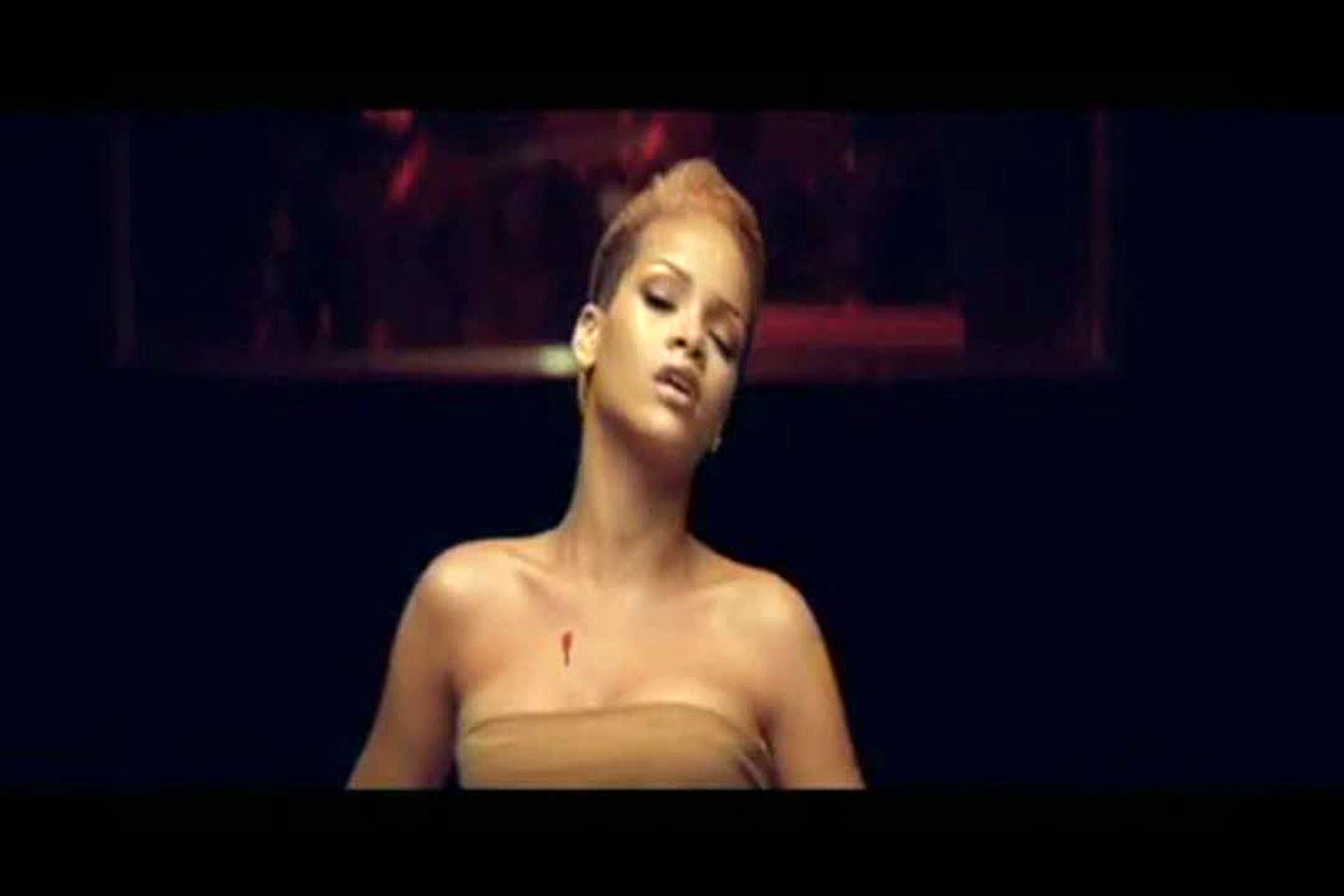 16P Rihanna looking hot and sexy in caps from her last video spot