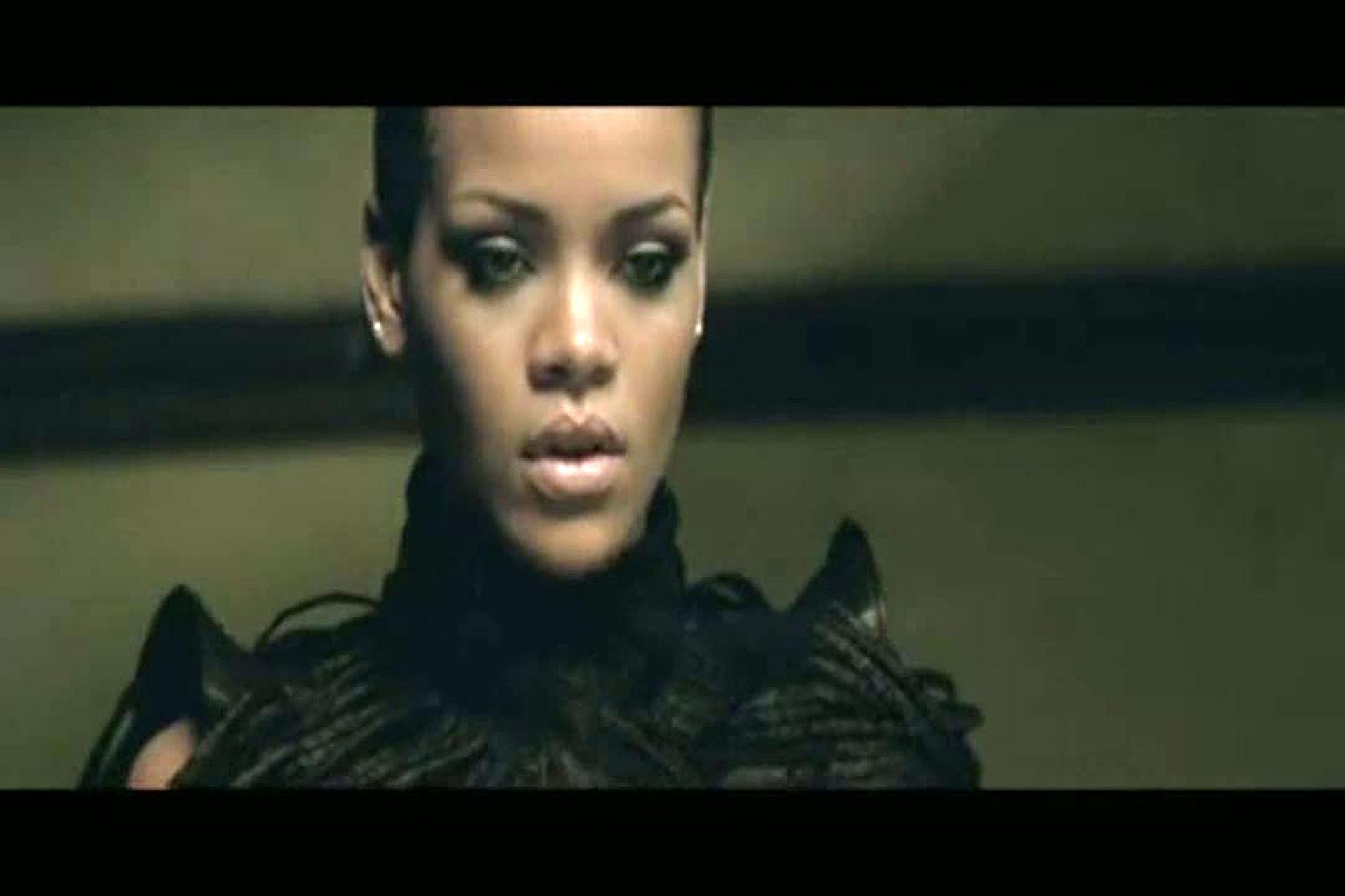 16P Rihanna looking hot and sexy in caps from her last video spot