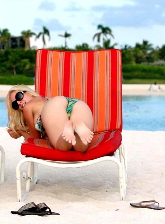 15P Heidi Montaq in skimpy bikini showing big boobs