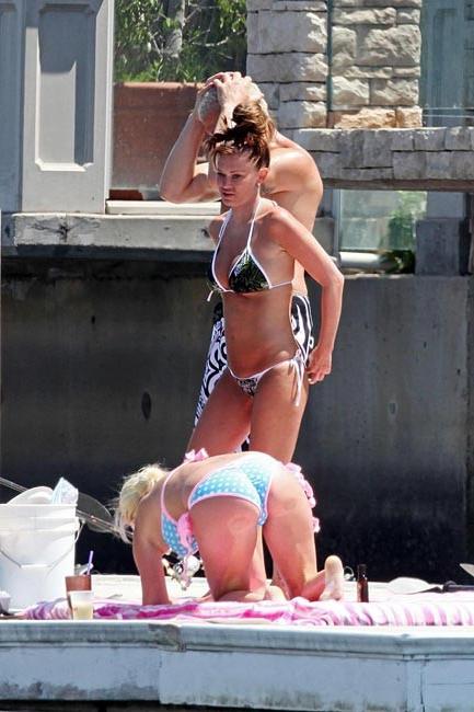 16P Jenna Jameson marible ass in tight thong bikini