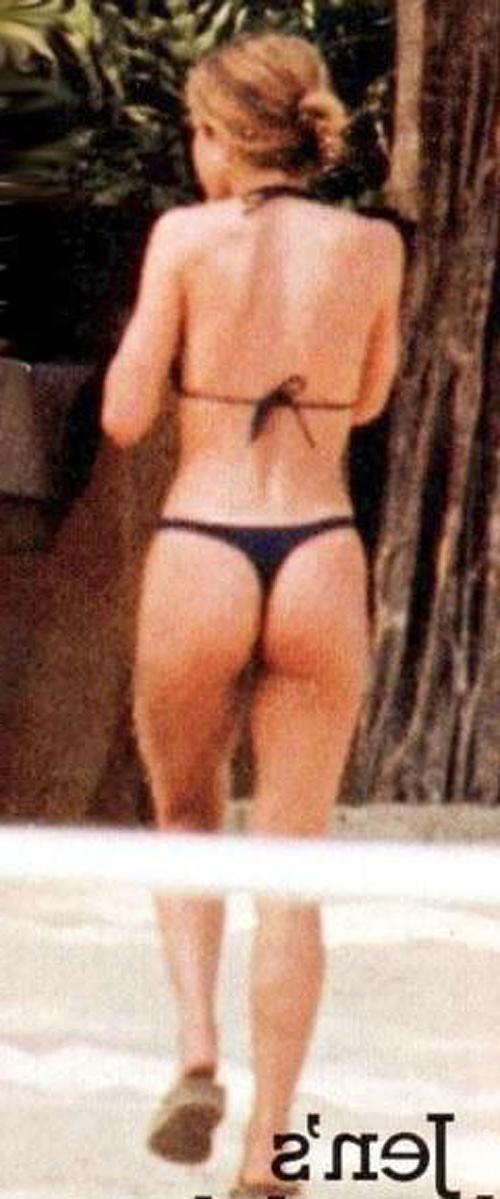 16P Jennifer Aniston showing her great ass in thong and her nice legs in mini skirt