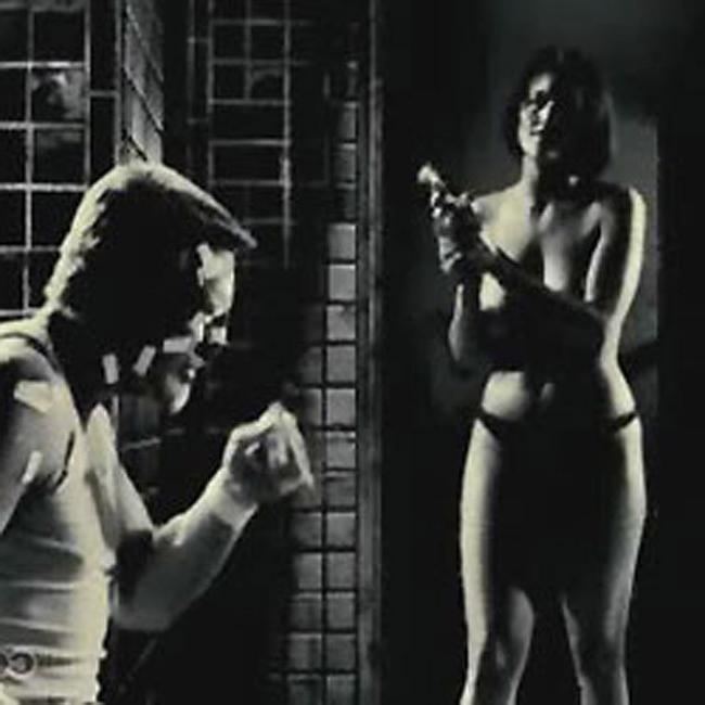 15P Carla Gugino sexy and glamour nude photos