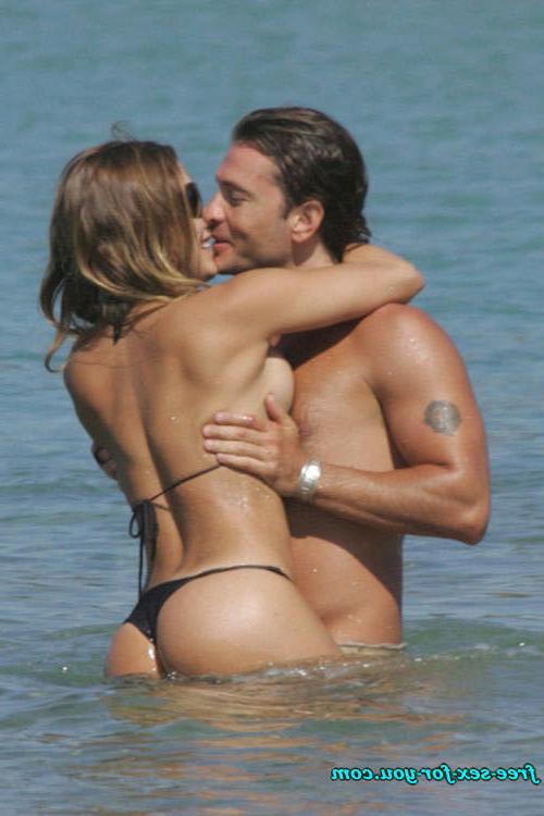 16P Lola Ponce posing sexy in a thong and in bikini on beach