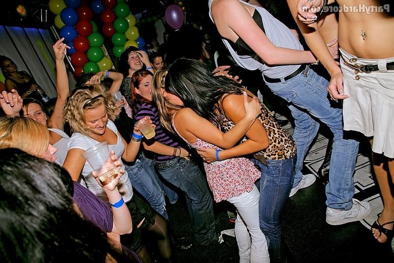 18P Amateur birthday girls confronted with naked guys