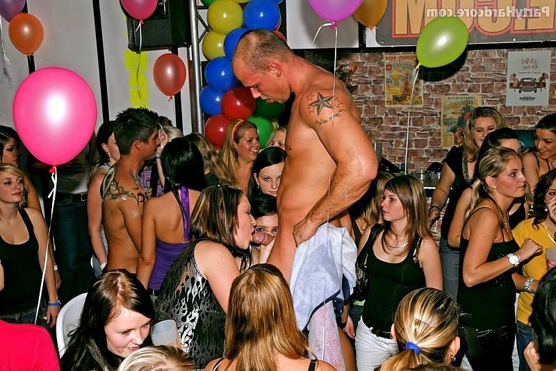 18P Amateur birthday girls confronted with naked guys