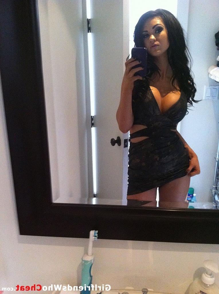 15P My name is Kendall and I'm just a naughty girl that gets mistaken for a good gir