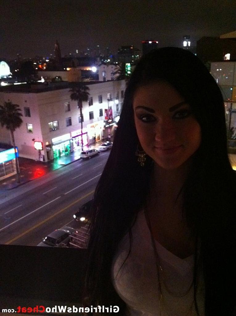 15P My name is Kendall and I'm just a naughty girl that gets mistaken for a good gir