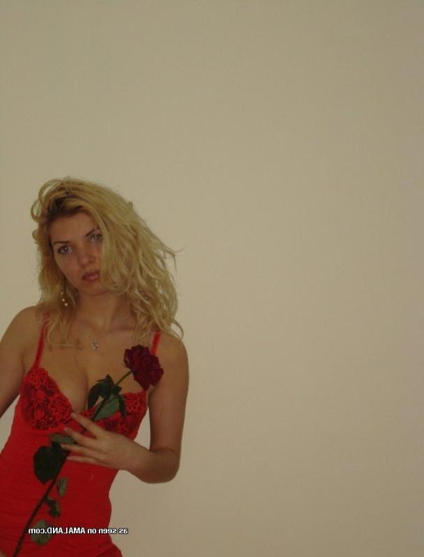 4P Naughty kinky blonde wife posing in lingerie
