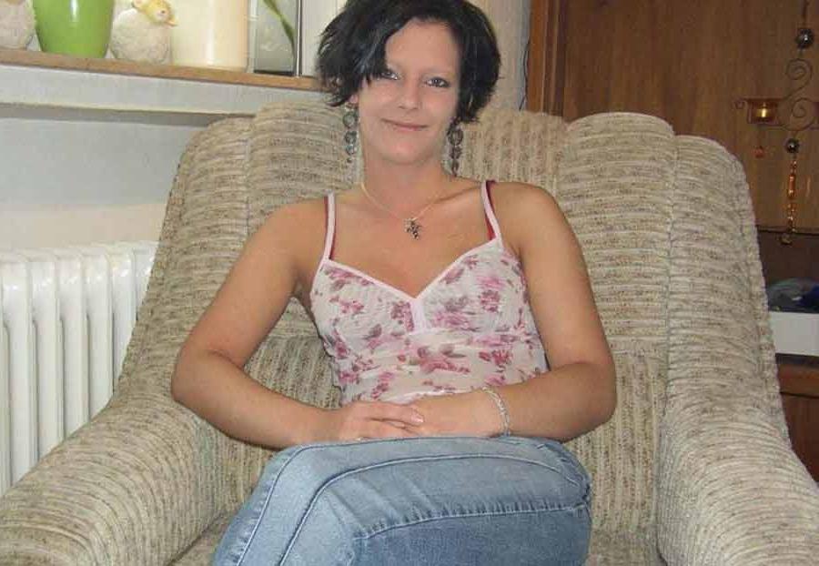 15P Nice gallery of steamy hot kinky sexy amateur MILFs