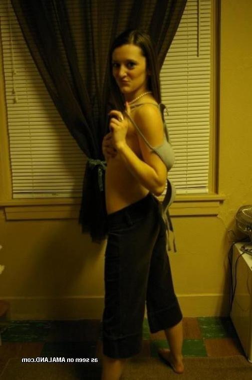10P Gallery of a sexy petite wife going topless for her hubby