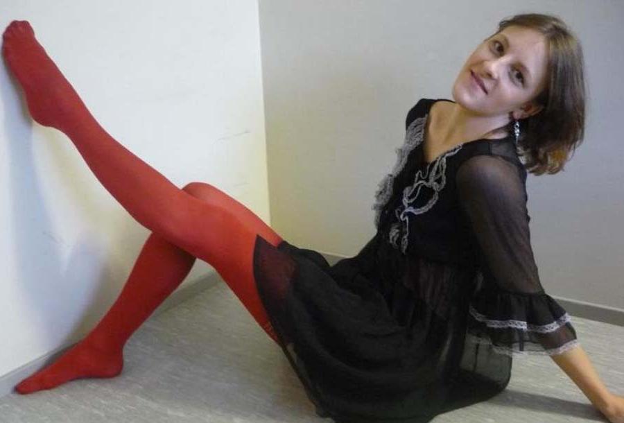16P Pictures of hot and sexy wives
